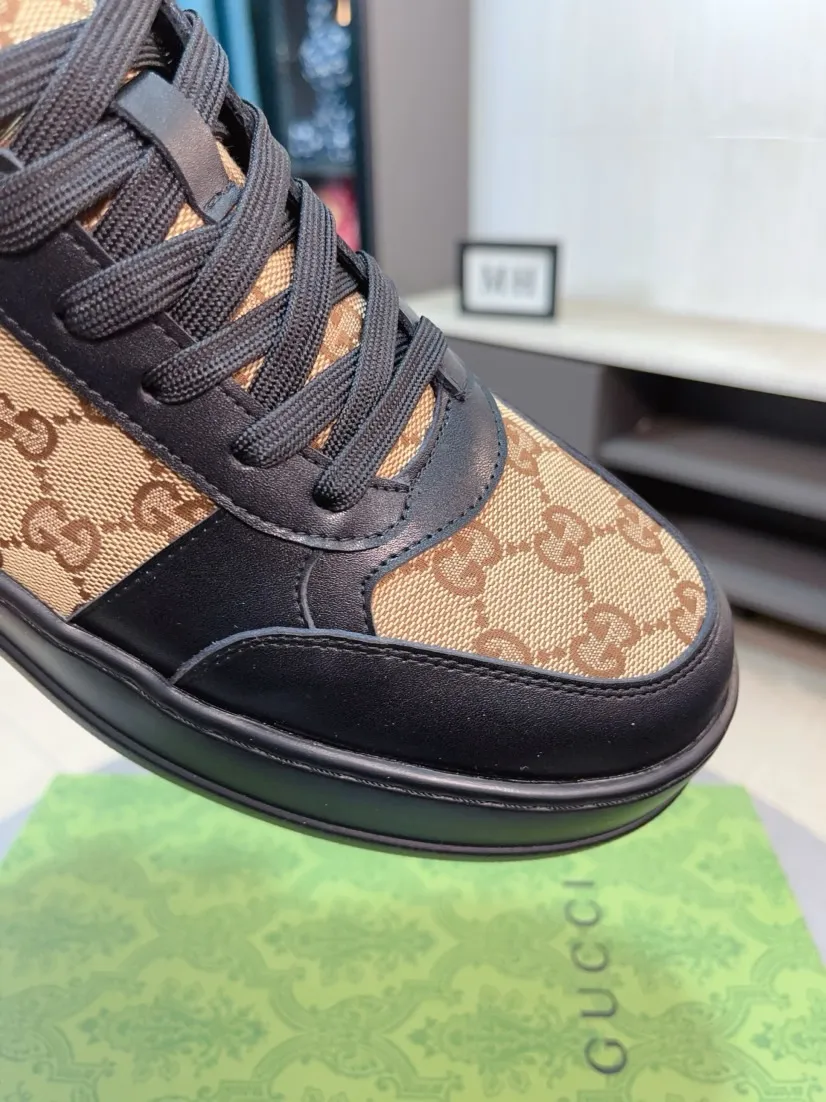 Factory price 438🌹🌹GUCCI [Gucci] New high-top men's shoes, a high-end brand, the latest fashionable casual men's shoes, trendy and versatile, relaxed and sporty style, uppers imported from Italy, first-layer cowhide, genuine leather lining, and ultra-fine workmanship. Original personalized fashionable rubber wear-resistant outsole, light and comfortable on the foot, size 38-44